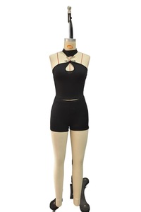 Viviblook Z316ST02 Ensemble d'été pour femme Nouveau ensemble sexy deux pièces avec débardeur ajouré et short slim Vêtements pour femme - Product Image 4
