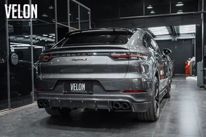 Nouveau kit carrosserie en fibre de carbone pour Porsche Cayenne, comprenant un diffuseur avant, un spoiler et des jupes latérales en fibre de carbone sèche, pour un style amélioré. - Product Image 2