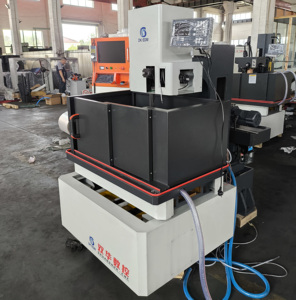 Configuración de Lujo, Alta Precisión, Alta Capacidad, Servo CNC, Motor PLC de Velocidad Media, Electroerosión por Hilo HC530, 5 Ejes, DK7735 - Product Image 5
