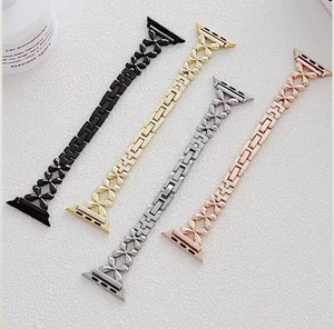 Bracelets de montre en alliage de zinc à motif floral pour <span class=keywords><strong>Apple</strong></span> <span class=keywords><strong>Watch</strong></span> Series 10, <span class=keywords><strong>bracelet</strong></span> pour IWatch, <span class=keywords><strong>bracelet</strong></span> de poignet, montre intelligente 42 45 49 mm - Product Image 1
