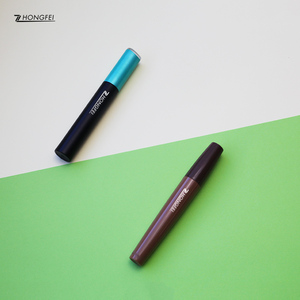 Échantillon gratuit de nouveaux matériaux bon <span class=keywords><strong>prix</strong></span> étiquette personnalisée 4.8ml enfants marque privée mignon tubes de brillant à lèvres - Product Image 3