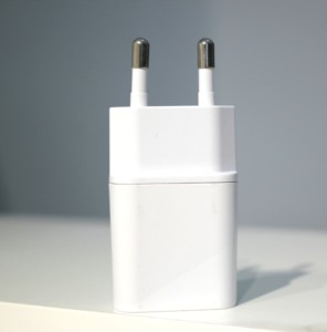 <span class=keywords><strong>Adaptateur</strong></span> de chargeur <span class=keywords><strong>secteur</strong></span> <span class=keywords><strong>USB</strong></span> A 5V1A 5V2A certifié KC Corée pour iPhone pour <span class=keywords><strong>Apple</strong></span> <span class=keywords><strong>5W</strong></span> 10W Chargeur de téléphone de haute qualité - Product Image 2