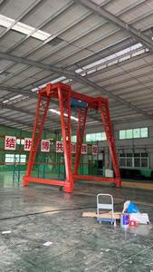 Der 5-Tonnen-Portalkran hat eine Hubhöhe von 10 Metern und kann für verschiedene Kapazitäten von 1 bis 50 Tonnen verwendet werden. - Product Image 4