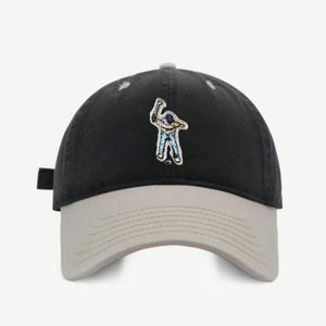 Casquette de golf à 6 panneaux avec logo brodé bicolore, casquette de baseball en sergé de coton avec logo personnalisé, noire - Product Image 1