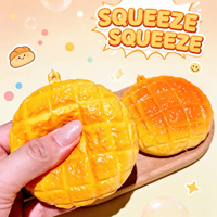 Nouveaux jouets sensoriels en PU à montée lente en forme de pain ananas personnalisé, jouets anti-stress alimentaires, vente en gros par le fabricant