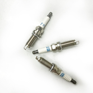 Bougies d'allumage double iridium pour <span class=keywords><strong>Ford</strong></span> Falcon (Amérique du Nord) Festiva <span class=keywords><strong>Fiesta</strong></span> Sedan <span class=keywords><strong>Fiesta</strong></span> ST Five Hundred Flex Focus Active - Product Image 3