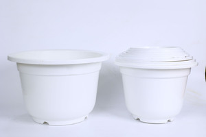PP Plastic Round Garden <b>Pot</b> with Wide Edge and Drainage Holes, Professional Nursery Container for Ornamentals <b>Succulents</b> - Product Image 2