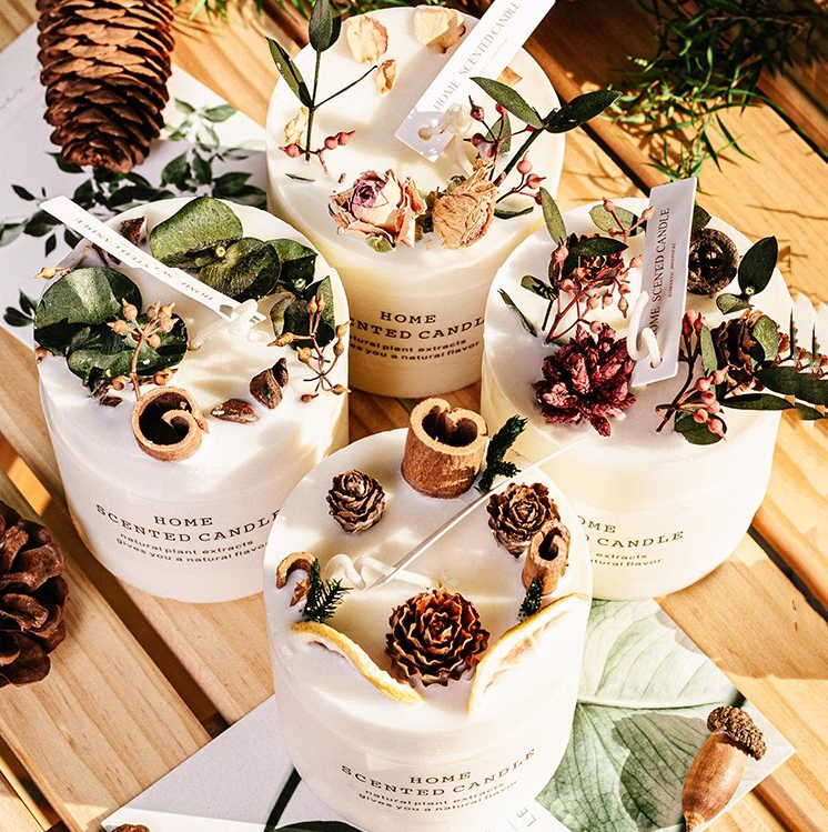 Soy Wax Candles with Dried Flowers Handmade Aromatherapy Decor