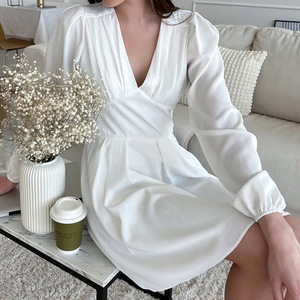 Vestido Midi Vintage de Algodón con Manga Larga y Escote Profundo en V, Estilo Sexy y Elegante para Otoño 2026 - Product Image 2