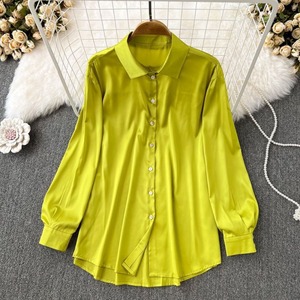 Chemisier Original Décontracté et Polyvalent <span class=keywords><strong>en</strong></span> <span class=keywords><strong>Satin</strong></span> à Col Polo, à Boutonnage Simple, à Manches Longues et de Coupe Irrégulière, Idéal pour <span class=keywords><strong>Femme</strong></span> <span class=keywords><strong>en</strong></span> Automne - Product Image 6
