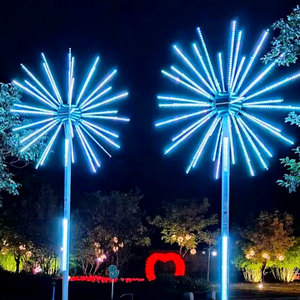Grandes lumières LED en forme d'étoile pour la décoration extérieure des places publiques et des paysages de festivals - Product Image 1