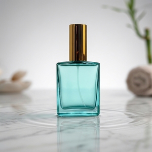 Flacon pulvérisateur de parfum élégant en verre ambré plat, couleur personnalisée, 50 ml et 110 ml, pour soins de la peau et compartiment de parfum en soie - Product Image 6