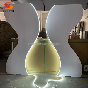 Panneau acrylique blanc de 20 pieds de long, lisse et durable, avec éclairage LED de luxe pour toile de fond de mariage et événements, taille et couleurs personnalisables - Product Image 2