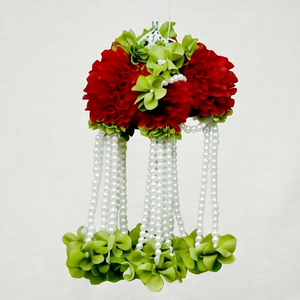 Guirnalda Floral Artificial con Flores Rojas y Perlas Colgantes, Decoración para Bodas, Festivales, Templos y Eventos - Product Image 1