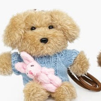 Porte-clés en peluche unique, design anime, ours lapin rose doux, avec pull bleu créatif et pendentif de sac en peluche bouclée, jouet en peluche de luxe