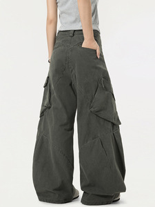 Pantalon cargo en toile vintage délavée unisexe, multi-poches, texturé, déstructuré, jambe large, décontracté, utilitaire, pour un look audacieux - Product Image 5