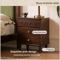 Table de chevet sculptée de style rétro américain, avec relief en arche tridimensionnel, pour chambre à coucher, luxe léger, sensation haut de gamme