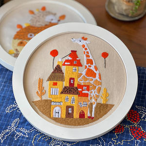 Kit de Costura y Bordado DIY de Pascua: Casa de Cuento de Hadas con Animales del Bosque, Lindo, con Telas, Aros y Hilos para Amantes de las Manualidades y Principiantes, Regalo - Product Image 3