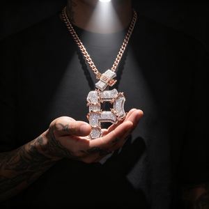 Pendentif de <span class=keywords><strong>luxe</strong></span> Hip Hop en diamant glacé, breloques personnalisées pour hommes, pendentif lettre initiale en argent S925 et moissanite taille baguette - Product Image 1