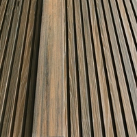 Revêtement de faux plafond en PVC directement de l'usine, plancher en bois d'extérieur, panneaux muraux et panneaux décoratifs 3D d'extérieur