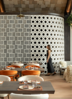 Projet de rénovation de restaurant, mobilier de café, chaise en velours avec mobilier de cafétéria, table et chaise de restaurant