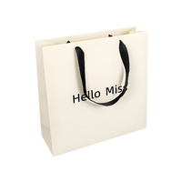 Sacs en papier de luxe en gros pour cadeaux, emballages personnalisés pour bijoux et cosmétiques, sacs en papier avec rubans et poignées