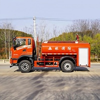 Truk Pemadam Kebakaran Dongfeng 4x2 Diesel dengan Kapasitas Tangki >10000L, Tenaga >450hp, Emisi EURO 5 untuk Penyelamatan Hutan