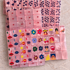 Juego de Mahjong de Lujo con Perlas Rosas, 160 Fichas, Diseño Acrílico con Patrón de Corazón, Bonito Juego de Mesa para Niñas, Colección de Regalo - Product Image 6