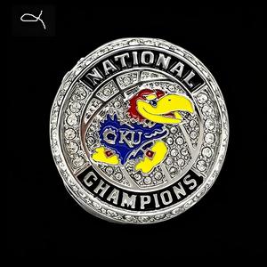 Bague commémorative 2022 en alliage plaqué argent 925 pour le championnat national de basketball masculin NCAA des <span class=keywords><strong>Jayhawks</strong></span> de l'Université du Kansas - Product Image 5