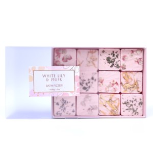 Collection de 12 bombes de <span class=keywords><strong>bain</strong></span> effervescentes de 30g avec fleurs pressées pour le nettoyage corporel - Product Image 2