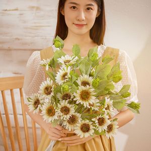 Bouquet de fleurs artificielles de tournesol blanc fait main Tsubaki House pour mariage, décoration intérieure, style INS - Product Image 1