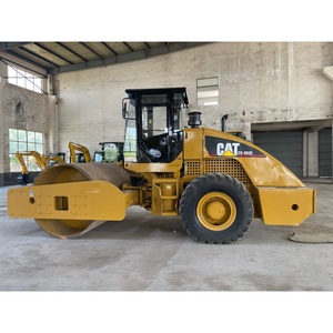 Compacteur Caterpillar CS683D d'occasion bien entretenu, faible nombre d'heures, rouleau vibratoire Caterpillar CS683D en excellent état, en vente - Product Image 1