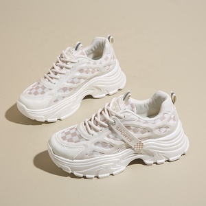 <span class=keywords><strong>Sneakers</strong></span> Chunky <span class=keywords><strong>Bianche</strong></span> a Scacchi da <span class=keywords><strong>Donna</strong></span> 2026 Hot Sale, Scarpe Sportive Traspiranti in Mesh - Product Image 4
