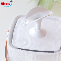 Distributeur d'eau électronique automatique pour animaux de compagnie, distributeur de nourriture pour chien avec poignée, fontaine à eau portable avec capteur sans fil rechargeable