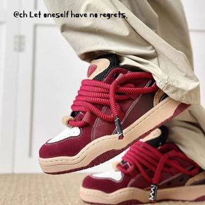 Zapatos Deportivos JiuZhou de Alta Calidad con Parte Superior de EVA, Amortiguación, Antiolor, Suela Gruesa, Modernos, para Parejas - Product Image 4