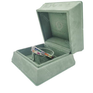 Joyero de terciopelo verde Shero, joyero de forma cuadrada, organizador de joyero, caja de collar y anillo con logotipo personalizado de Pu - Product Image 4