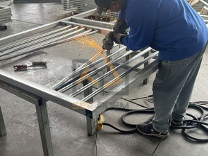 Box per <span class=keywords><strong>Cavalli</strong></span> 12x12ft Zincato a Caldo con Frontale e Pareti Divisorie per Club Equestri, Box Economico per <span class=keywords><strong>Cavalli</strong></span> da Dressage - Product Image 6