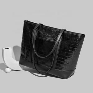Nouvelle mode de sac fourre-tout en cuir <span class=keywords><strong>noir</strong></span> motif crocodile pour femmes sac à main en PU avec poche avant - Product Image 5