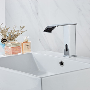 Grifo automático sin contacto con sensor para baño, mezclador de lavabo con sensor infrarrojo, grifo de inducción moderno a precio económico. - Product Image 4