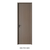 Portes en bois avec finition PVC, portes intérieures pour maisons, portes principales modernes, portes minimalistes, résistantes à l'humidité, portes battantes pour hôtels, villas, appartements
