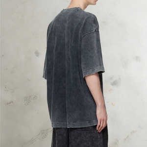 Custom Heavyweight 300Gsm 100% Cotton Acid Wash Distressed <b>Leopard</b> <b>Print</b> Drop Shoulder Oversize T <b>Shirt</b> for <b>Men</b> OEM ODM - Product Image 2