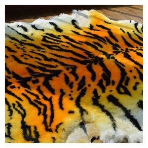 Alfombra de Piel de Oveja Real, Pelo Largo, Estampado de Tigre, Decoración Suave con Forma de Animal, 115 cm x 75 cm - Product Image 3