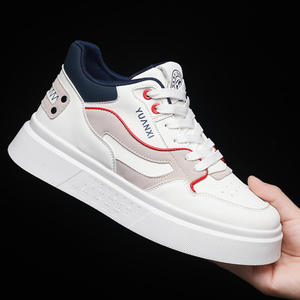 Zapatos casuales para caminar para hombre, zapatillas de moda para hombre, blancas, rojas, grises, deportivas, cómodas, transpirables, de cuero, estilo walking. - Product Image 1