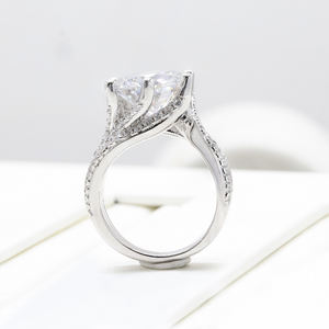 แหวนหมั้นเพชรโมอิสสีเงินสำหรับผู้หญิง<span class=keywords><strong>925</strong></span>ด้วยความรักสามครั้งขายตรงของผู้ผลิต - Product Image 5