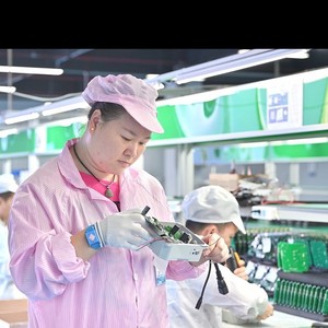 บริษัทคิงท็อป รับออกแบบและผลิตแผงวงจรพิมพ์ BMS PCBA ปราศจากสารตะกั่ว พร้อมบริการประกอบแบบ SMT ที่เซินเจิ้น - Product Image 3