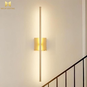 Lampe murale rotative à 350° de haute qualité avec chargeur sans fil USB, idéale pour hôtel, salon, couloir, chevet - Product Image 4