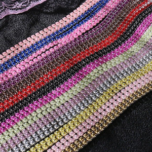 Cadena de perlas de colores de 2 mm y 2,5 mm, cadena de metal con diamantes de imitación para ropa, vestido de novia, accesorios de bricolaje - Product Image 1