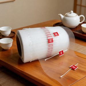 Rollo de Filtros de Nailon en Forma de Pirámide para Té Suelto, Hierbas y Café - Product Image 1
