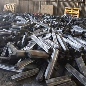 Carbón vegetal extruido de primera calidad, ecológico, sostenible, con alto contenido de carbono, combustible para acampar al aire libre, origen Vietnam. - Product Image 2