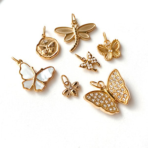 Dijes de Mariposa y Libélula Chapados en Oro con Cristales de Imitación y Perlas para la Creación de Joyería, Estilo Unisex y Lindo - Product Image 4
